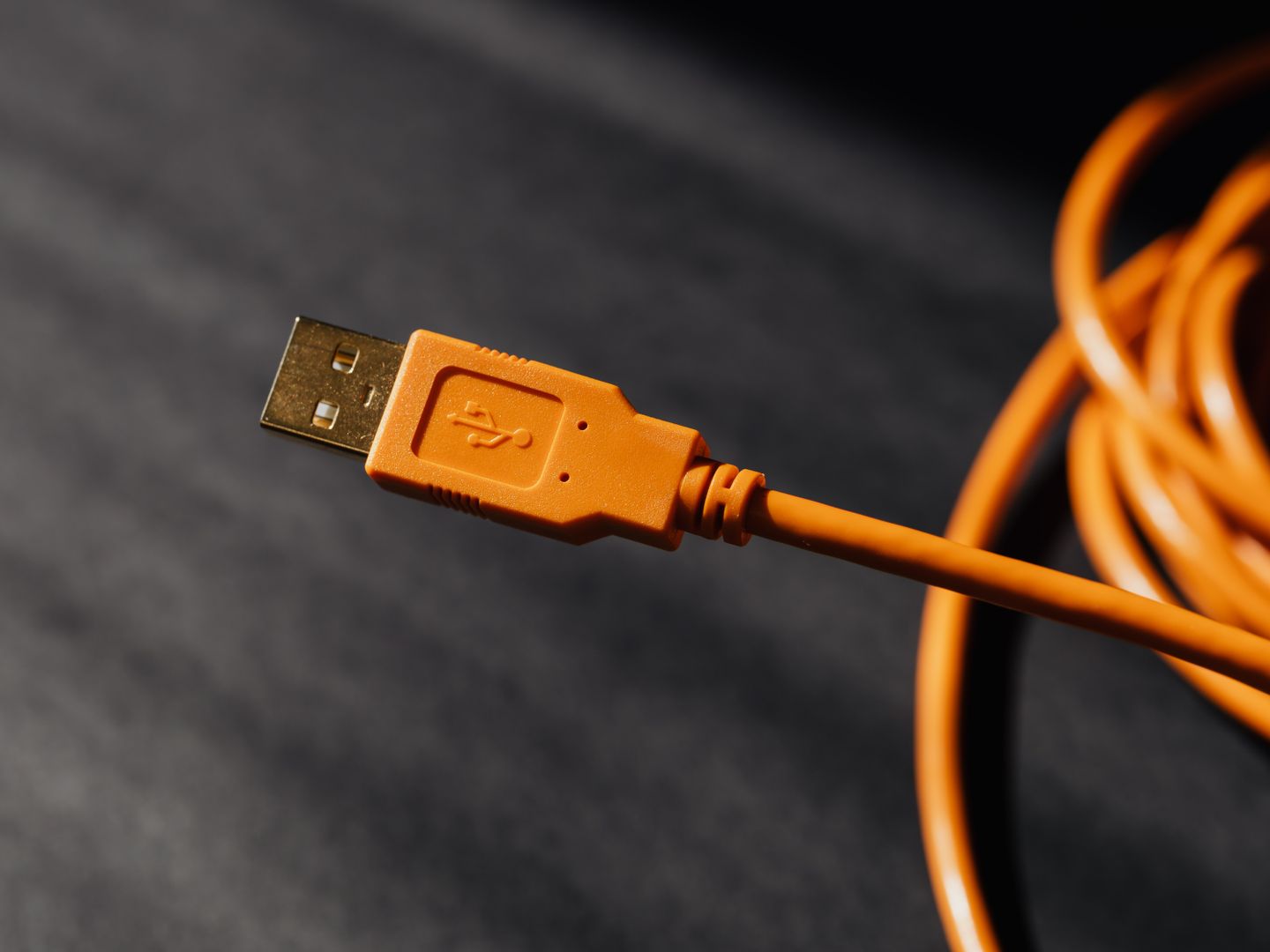 Single-Cable USB-C Desk Setup