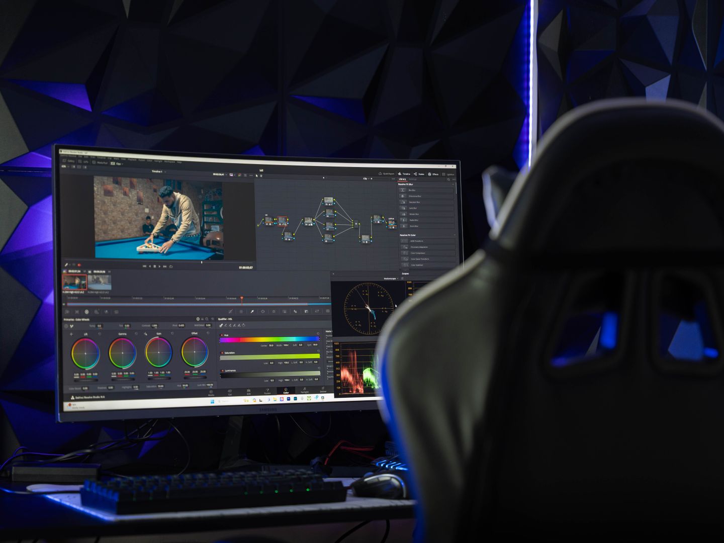 ASUS ROG Swift OLED PG32UCDM
